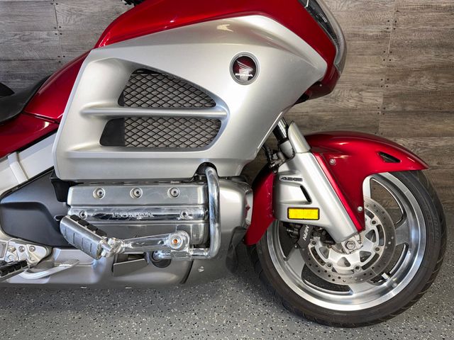 2012 Honda GL1800 Goldwing SUPER CLEAN! - 23036425 - 6