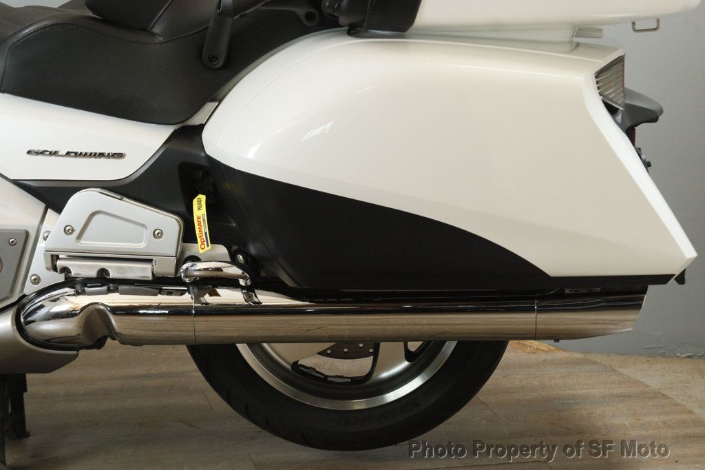 2012 Honda Gold Wing Includes Warranty! - 22909738 - 17