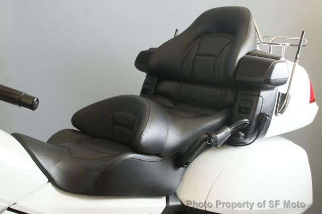 2012 Honda Gold Wing Includes Warranty! - 22909738 - 29