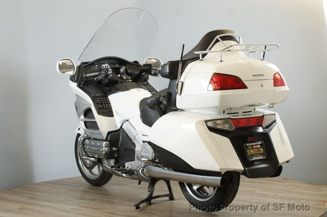 2012 Honda Gold Wing Includes Warranty! - 22909738 - 35