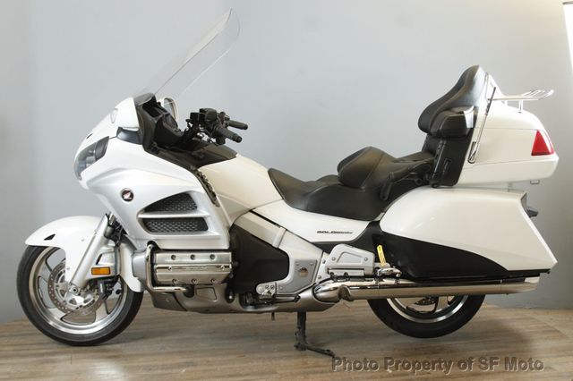 2012 Honda Gold Wing Includes Warranty! - 22909738 - 3