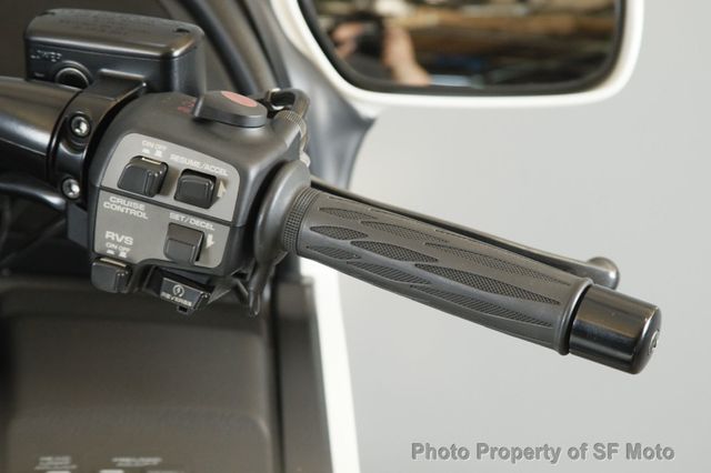 2012 Honda Gold Wing Includes Warranty! - 22909738 - 41