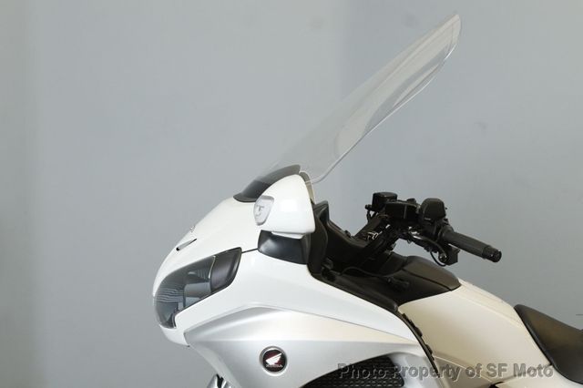 2012 Honda Gold Wing Includes Warranty! - 22909738 - 6