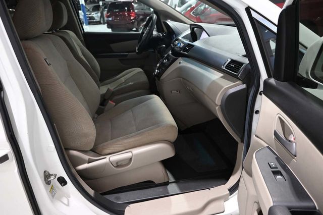 2012 Honda Odyssey 5dr EX - 23069868 - 14
