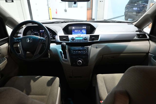 2012 Honda Odyssey 5dr EX - 23069868 - 21