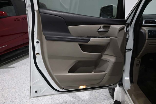 2012 Honda Odyssey 5dr EX - 23069868 - 27