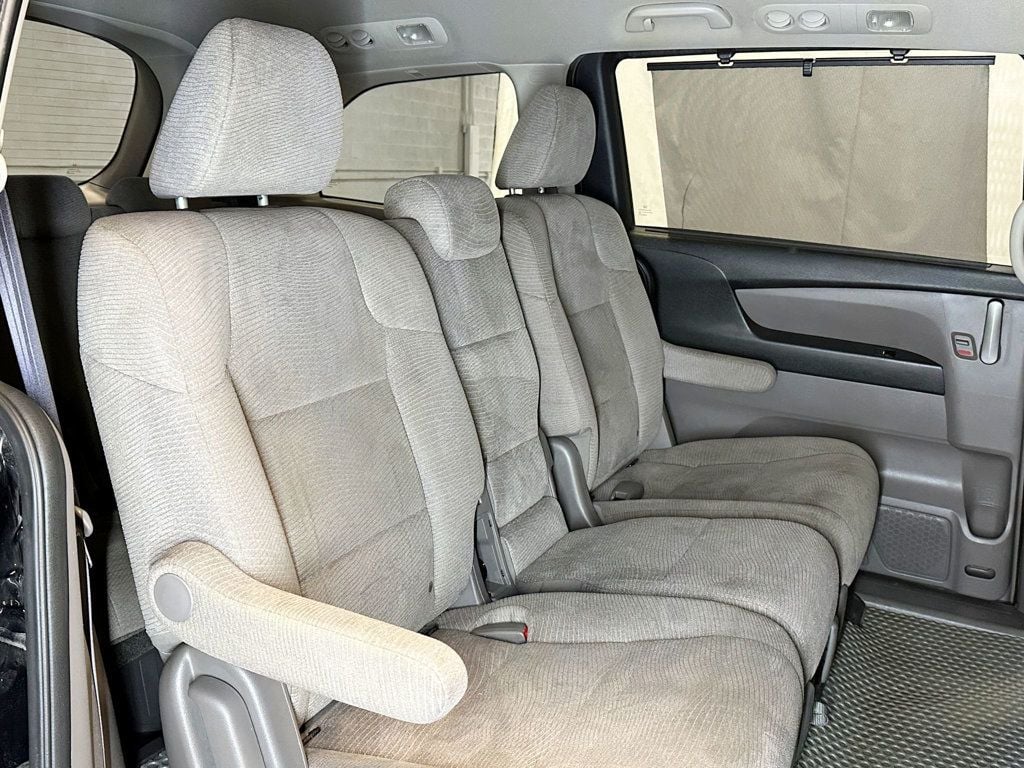 2012 Honda Odyssey 5dr EX - 23057901 - 33