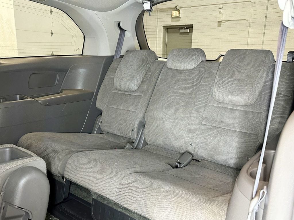 2012 Honda Odyssey 5dr EX - 23057901 - 35
