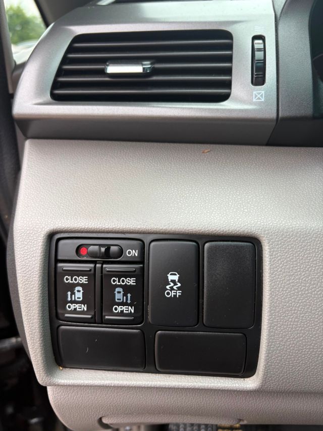 2012 Honda Odyssey 5dr EX - 23039291 - 12
