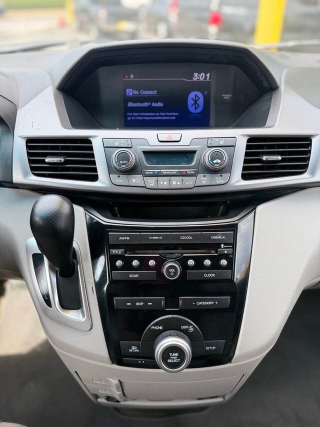 2012 Honda Odyssey 5dr EX-L - 22929890 - 12