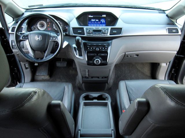 2012 Honda Odyssey 5dr EX-L - 22932970 - 20