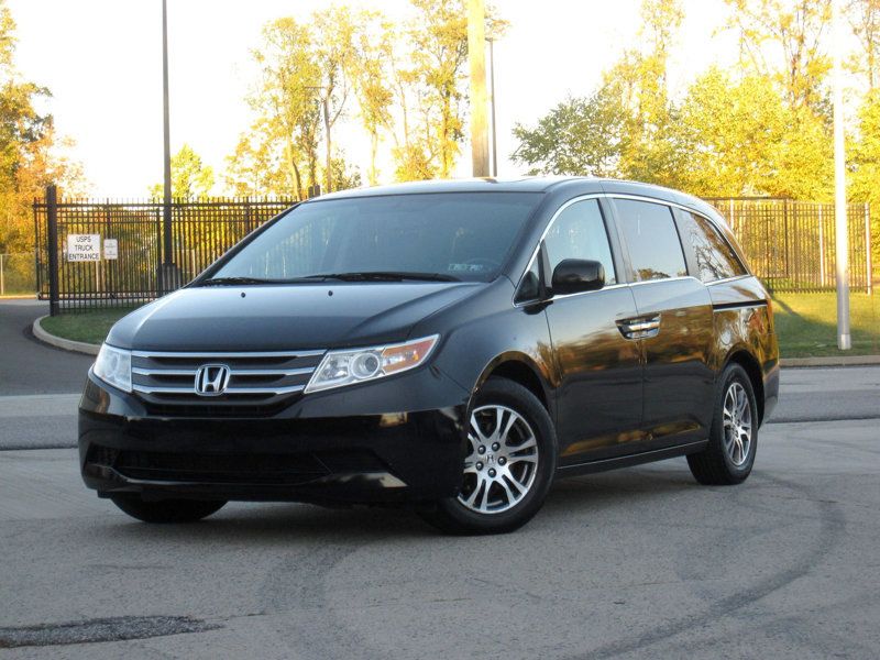2012 Honda Odyssey EX-L photo 3