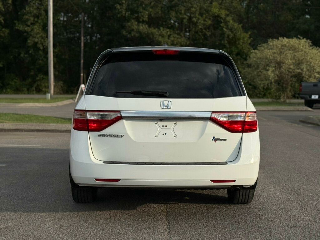 2012 Honda Odyssey EX-L photo 4
