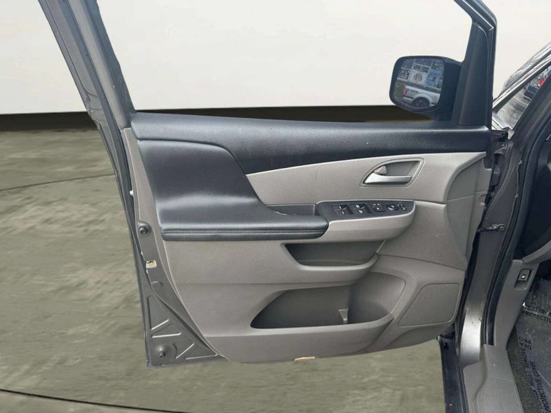 2012 Honda Odyssey 5dr EX-L - 23020837 - 9