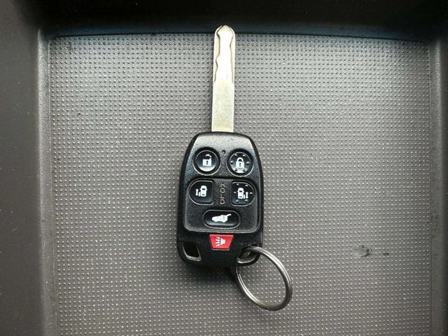2012 Honda Odyssey 5dr EX-L - 23020837 - 32