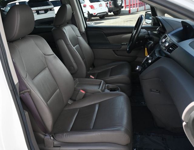 2012 Honda Odyssey 5dr Touring - 22998264 - 10