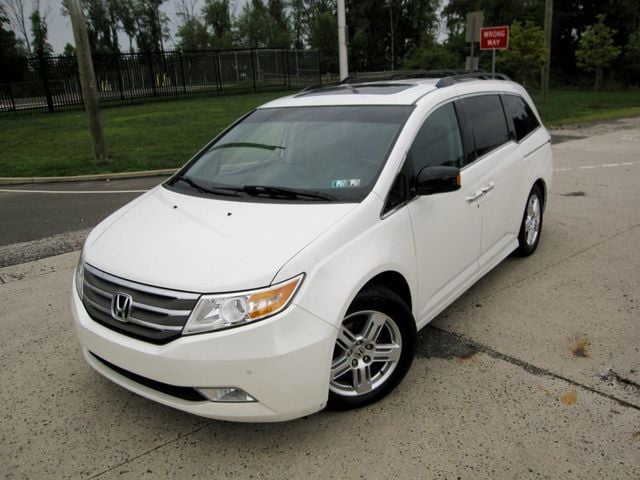 2012 Honda Odyssey 5dr Touring - 22559176 - 3