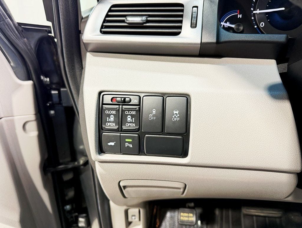 2012 Honda Odyssey Touring - 22929054 - 12