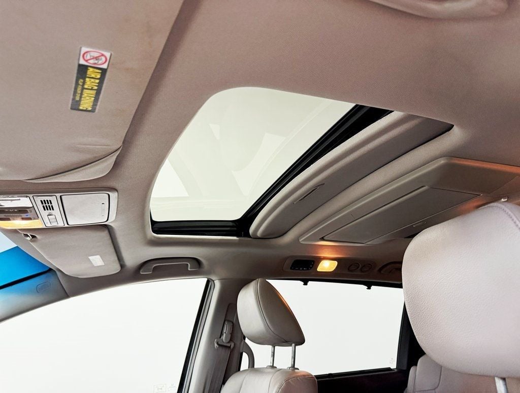 2012 Honda Odyssey Touring - 22929054 - 26