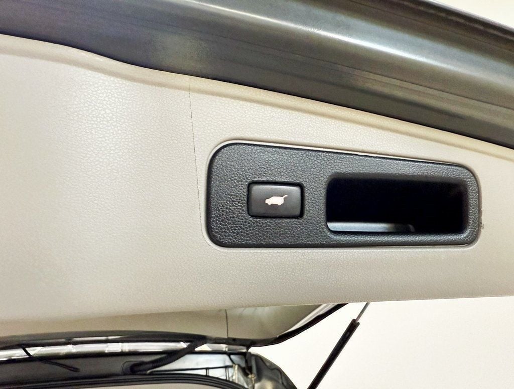 2012 Honda Odyssey Touring - 22929054 - 35