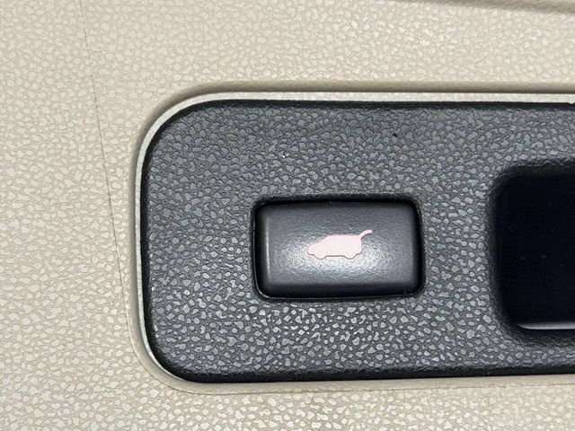 2012 Honda Odyssey Touring 4dr Mini Van - 22989116 - 9