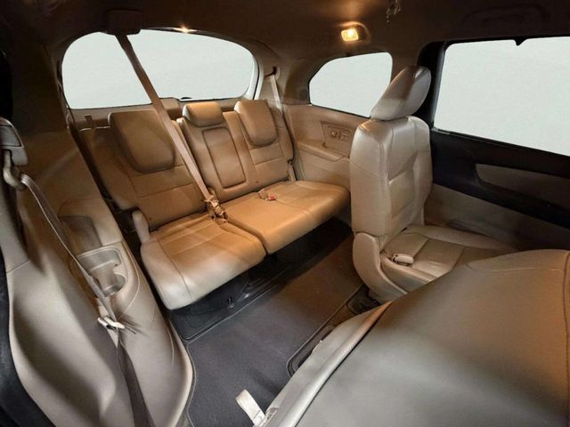 2012 Honda Odyssey Touring 4dr Mini Van - 22989116 - 29