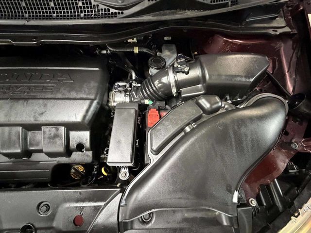 2012 Honda Odyssey Touring 4dr Mini Van - 22989116 - 37