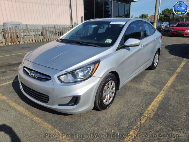 2012 Hyundai Accent GLS 4-Door 6-Speed Automatic's photo