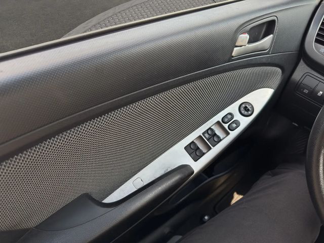 2012 Hyundai Accent 5dr Hatchback Automatic GS - 23001788 - 18