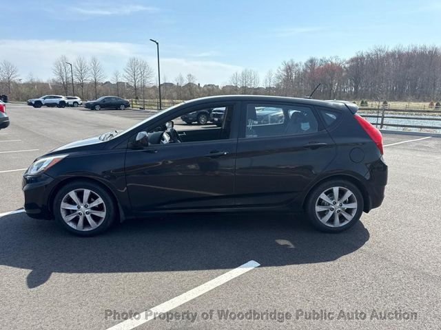 2012 Hyundai Accent 5dr Hatchback Automatic SE - 23007573 - 4