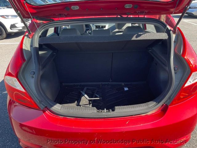 2012 Hyundai Accent GLS - 23022240 - 11