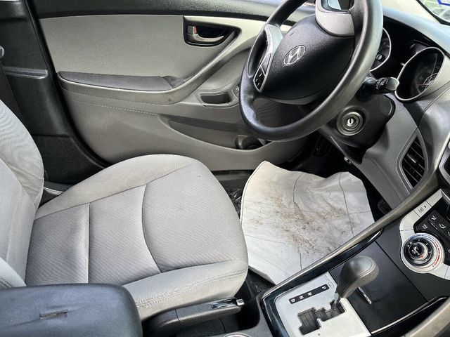 2012 Hyundai Elantra  - 22857587 - 3