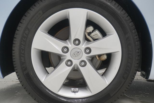 2012 Hyundai Elantra 4dr Sedan Automatic GLS - 23010343 - 22