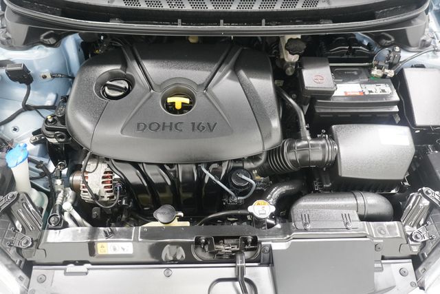 2012 Hyundai Elantra 4dr Sedan Automatic GLS - 23010343 - 25
