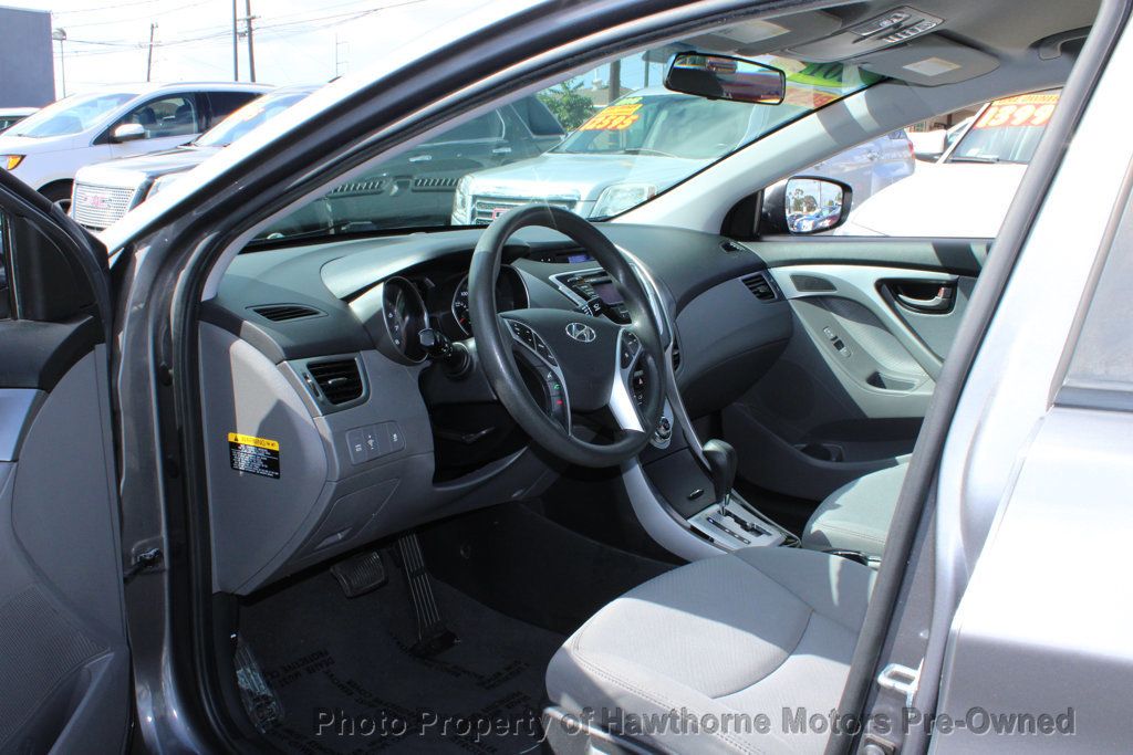 2012 Hyundai Elantra 4dr Sedan Automatic GLS PZEV - 22924733 - 13