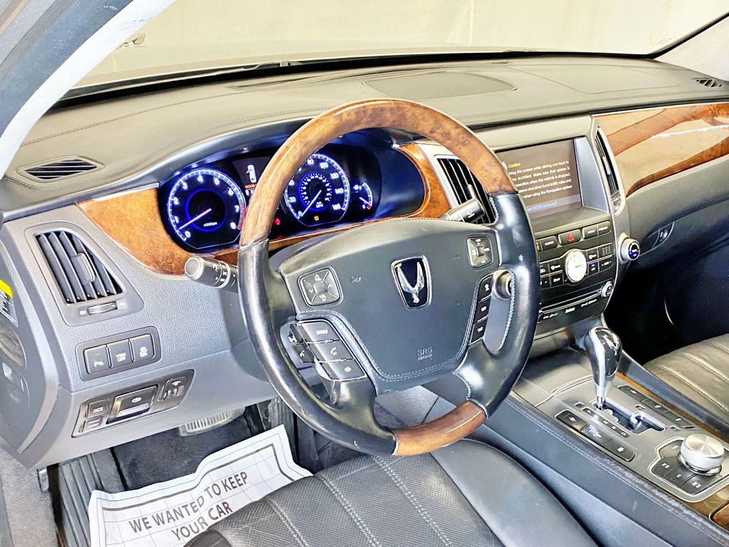 2012 Hyundai Equus 4dr Sedan Ultimate - 23011298 - 25