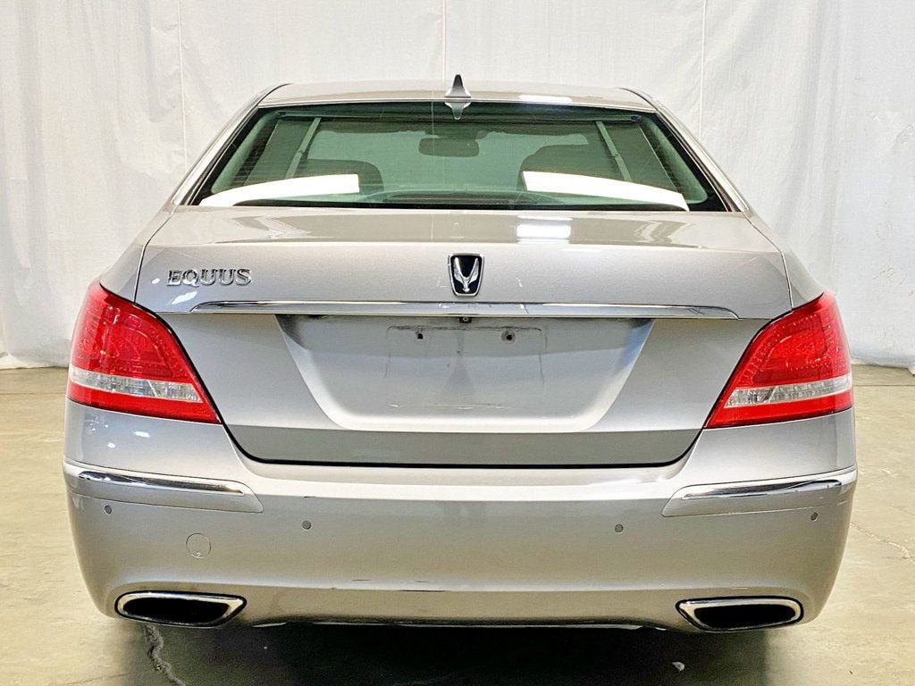 2012 Hyundai Equus 4dr Sedan Ultimate - 23011298 - 3