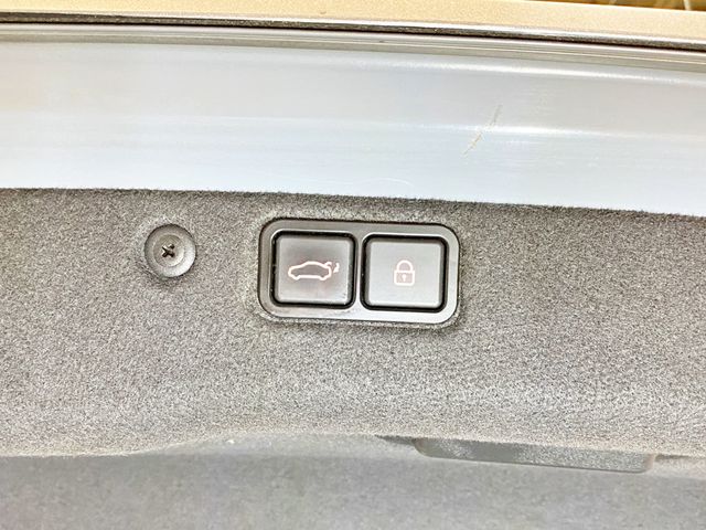 2012 Hyundai Equus 4dr Sedan Ultimate - 23011298 - 75