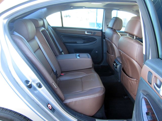 2012 Hyundai Genesis 4dr Sedan V8 4.6L - 22017224 - 19