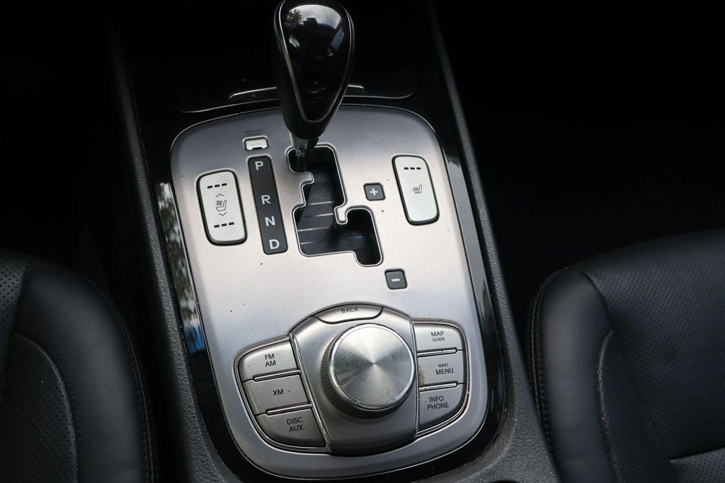 2012 Hyundai Genesis 4dr Sedan V8 5.0L R-Spec - 22939542 - 25