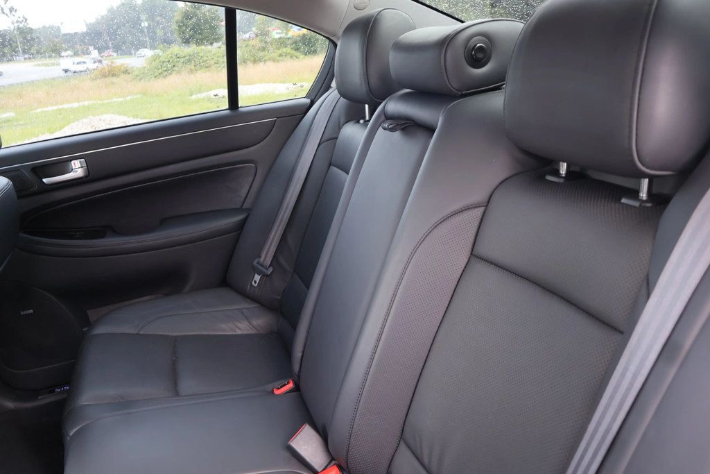 2012 Hyundai Genesis 4dr Sedan V8 5.0L R-Spec - 22939542 - 30