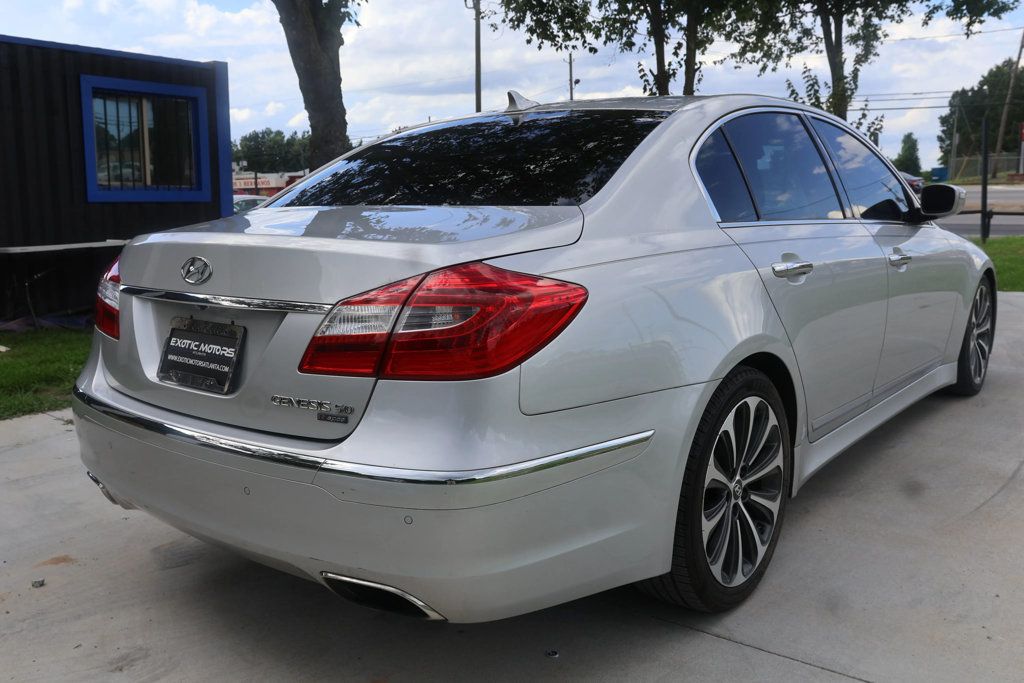 2012 Hyundai Genesis 4dr Sedan V8 5.0L R-Spec - 22939542 - 5