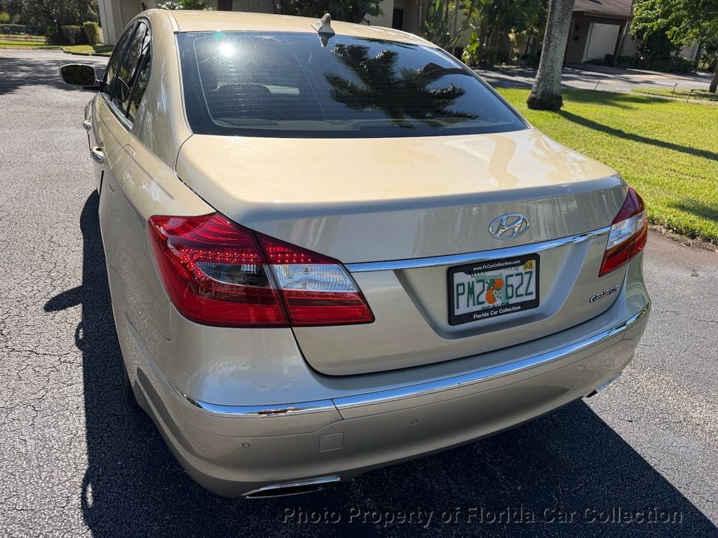 2012 Hyundai Genesis Sedan V6 3.8L Premium - 22923884 - 16
