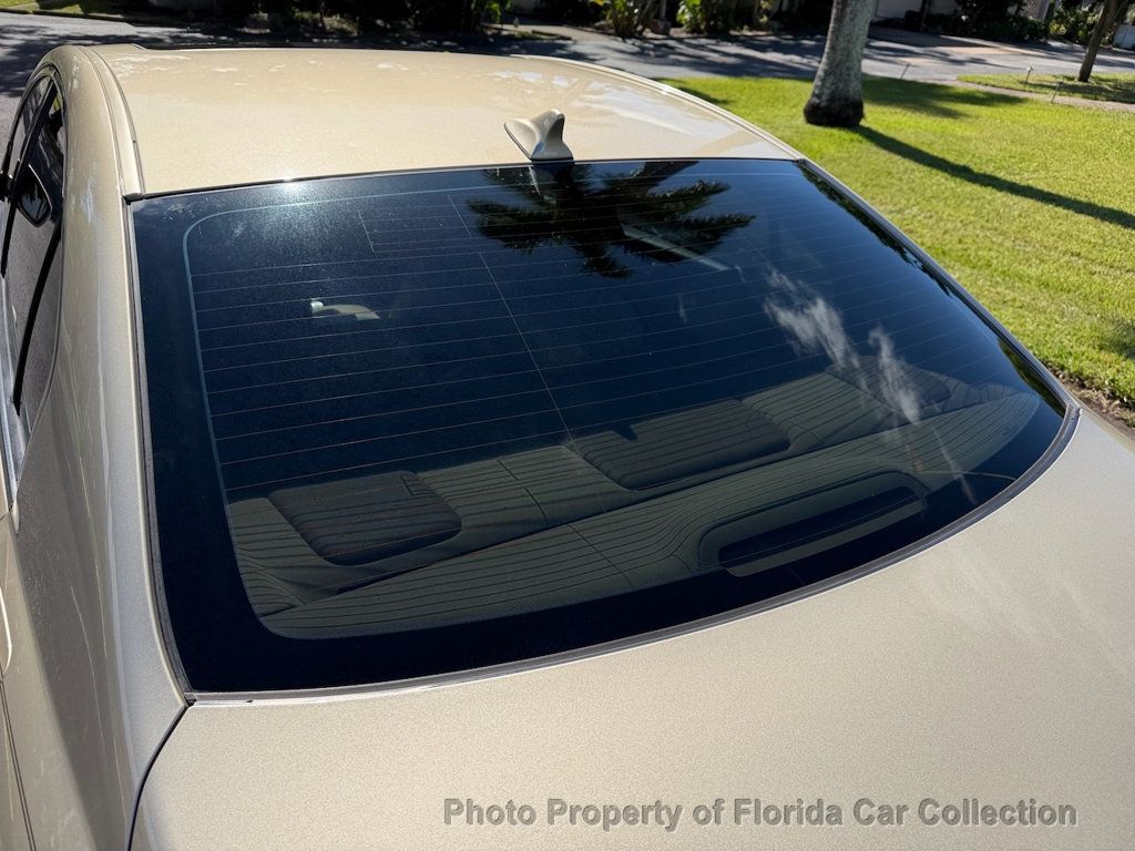 2012 Hyundai Genesis Sedan V6 3.8L Premium - 22923884 - 23