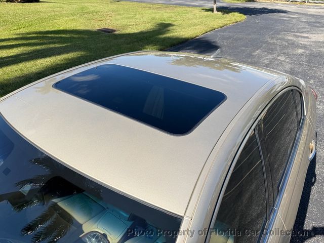 2012 Hyundai Genesis Sedan V6 3.8L Premium - 22923884 - 24