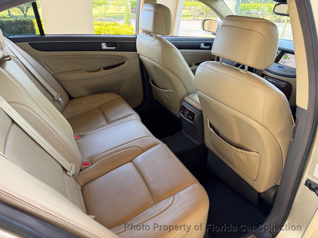 2012 Hyundai Genesis Sedan V6 3.8L Premium - 22923884 - 44