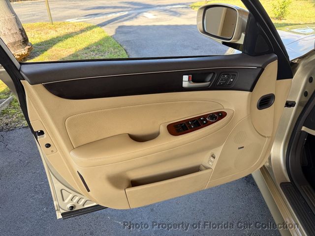 2012 Hyundai Genesis Sedan V6 3.8L Premium - 22923884 - 70