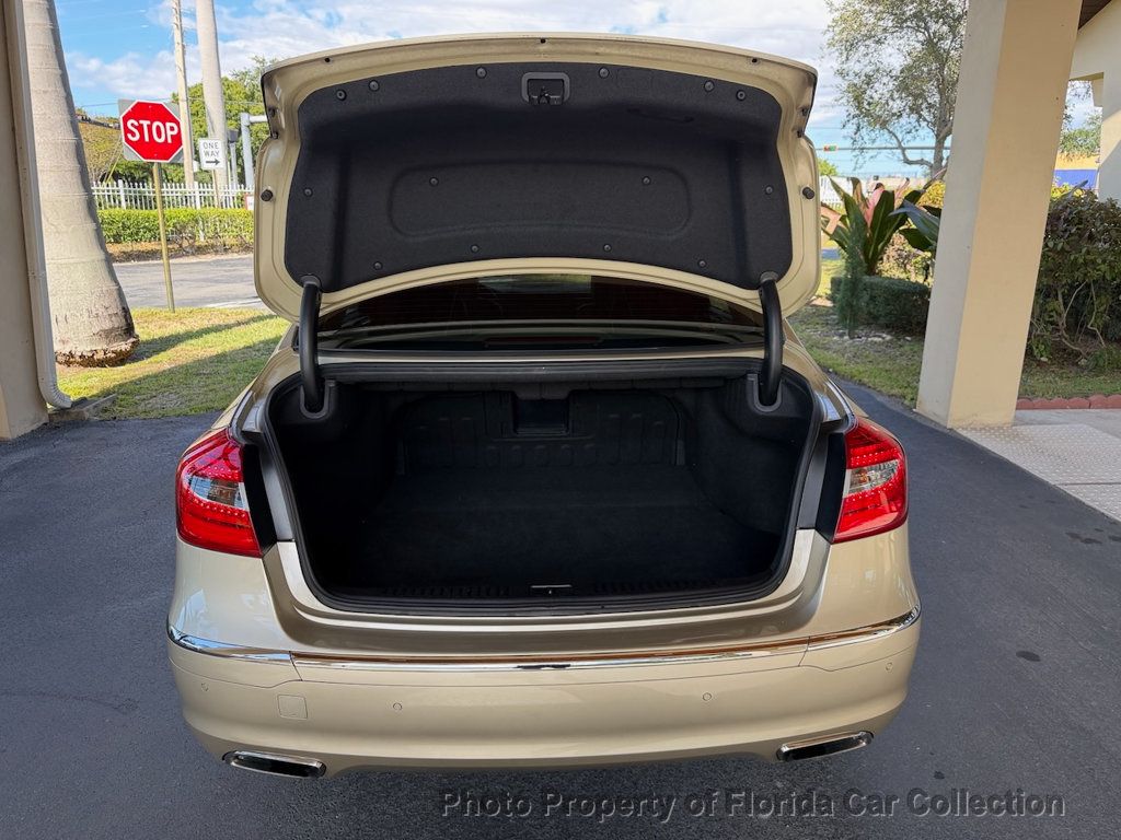 2012 Hyundai Genesis Sedan V6 3.8L Premium - 22923884 - 90