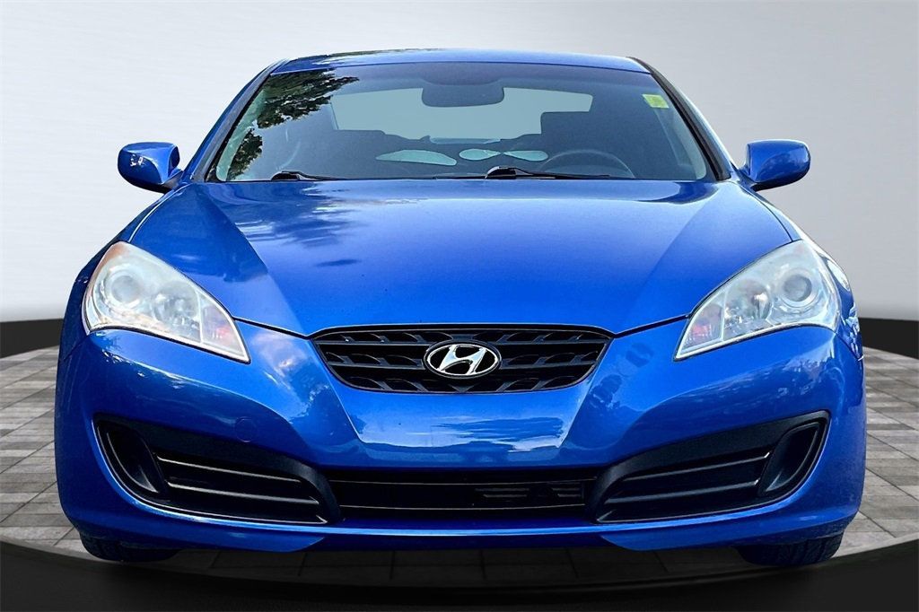 2012 Hyundai Genesis Coupe 2.0T Premium photo 2