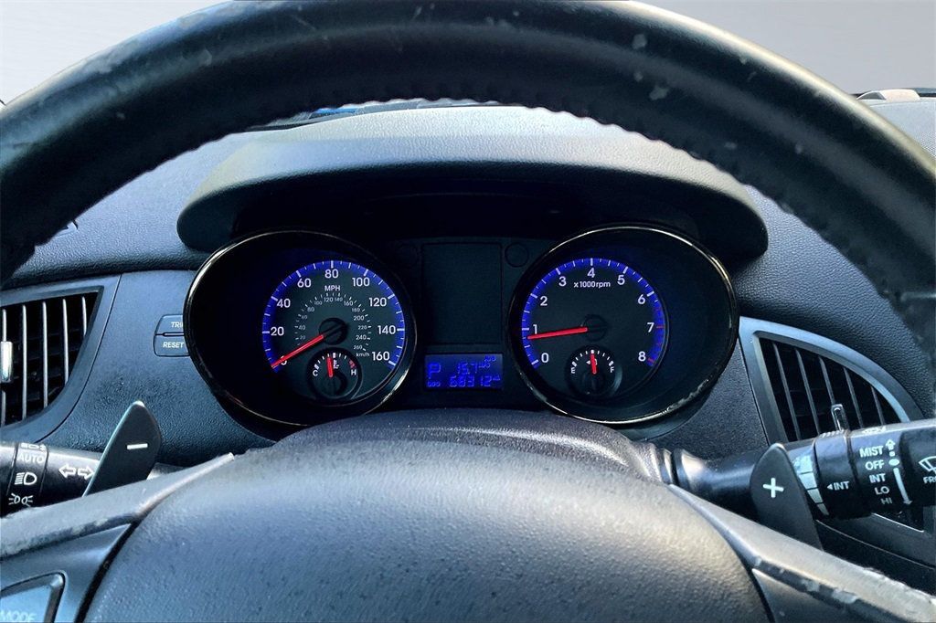 2012 Hyundai Genesis Coupe 2.0T Premium photo 21